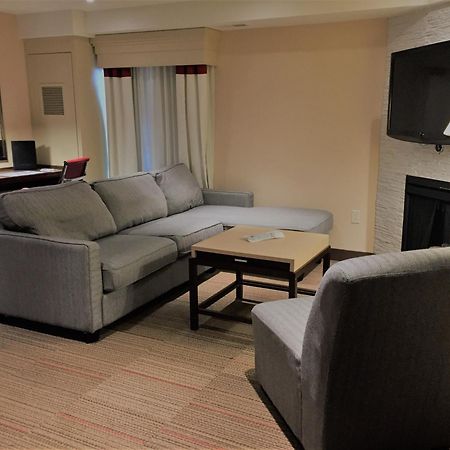 Waterloo Suites Hotel, Trademark Collection By Wyndham Bagian luar foto