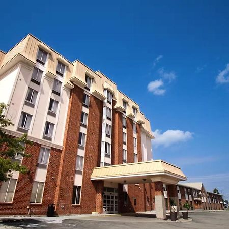 Waterloo Suites Hotel, Trademark Collection By Wyndham Bagian luar foto