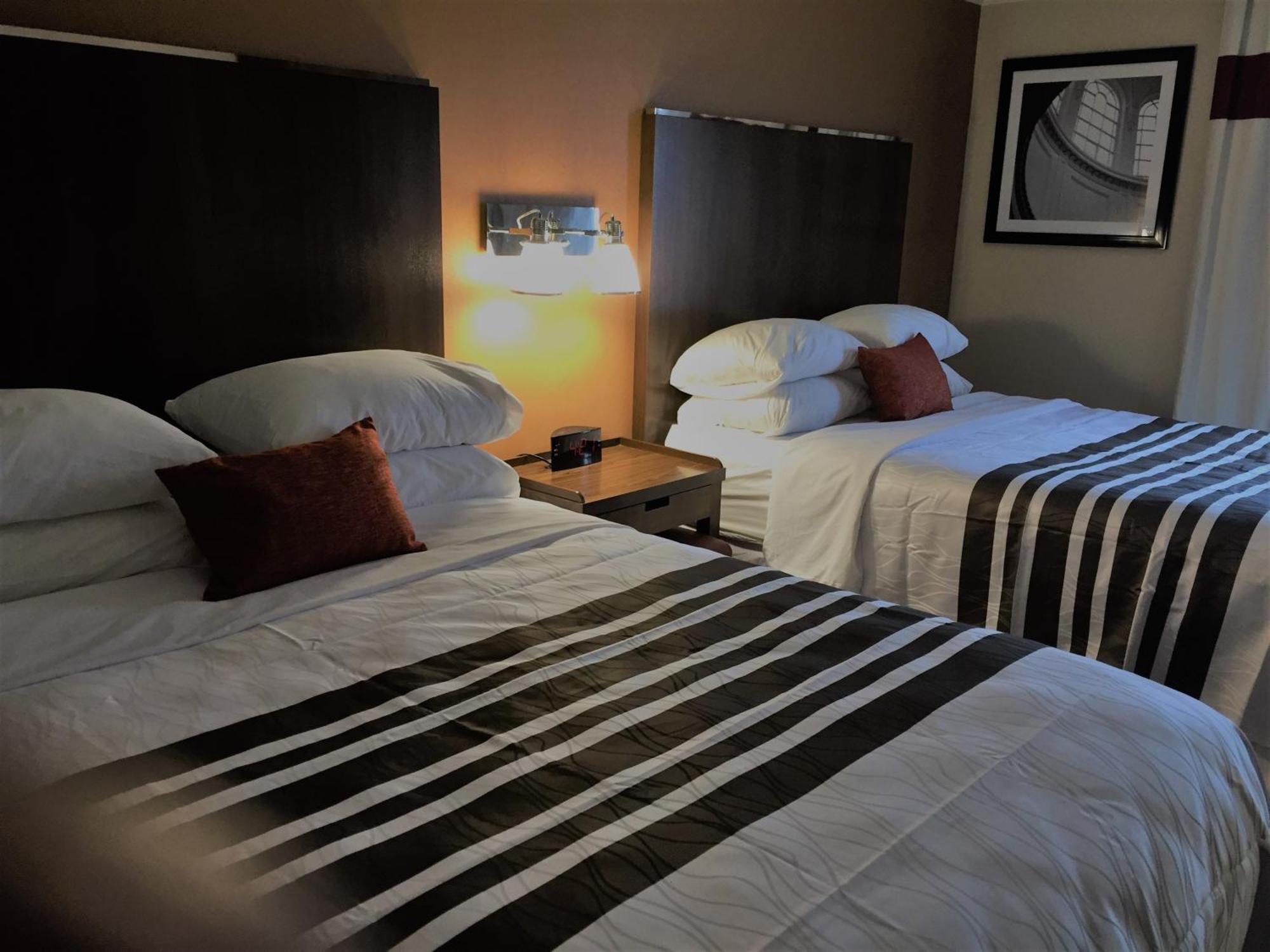 Waterloo Suites Hotel, Trademark Collection By Wyndham Bagian luar foto