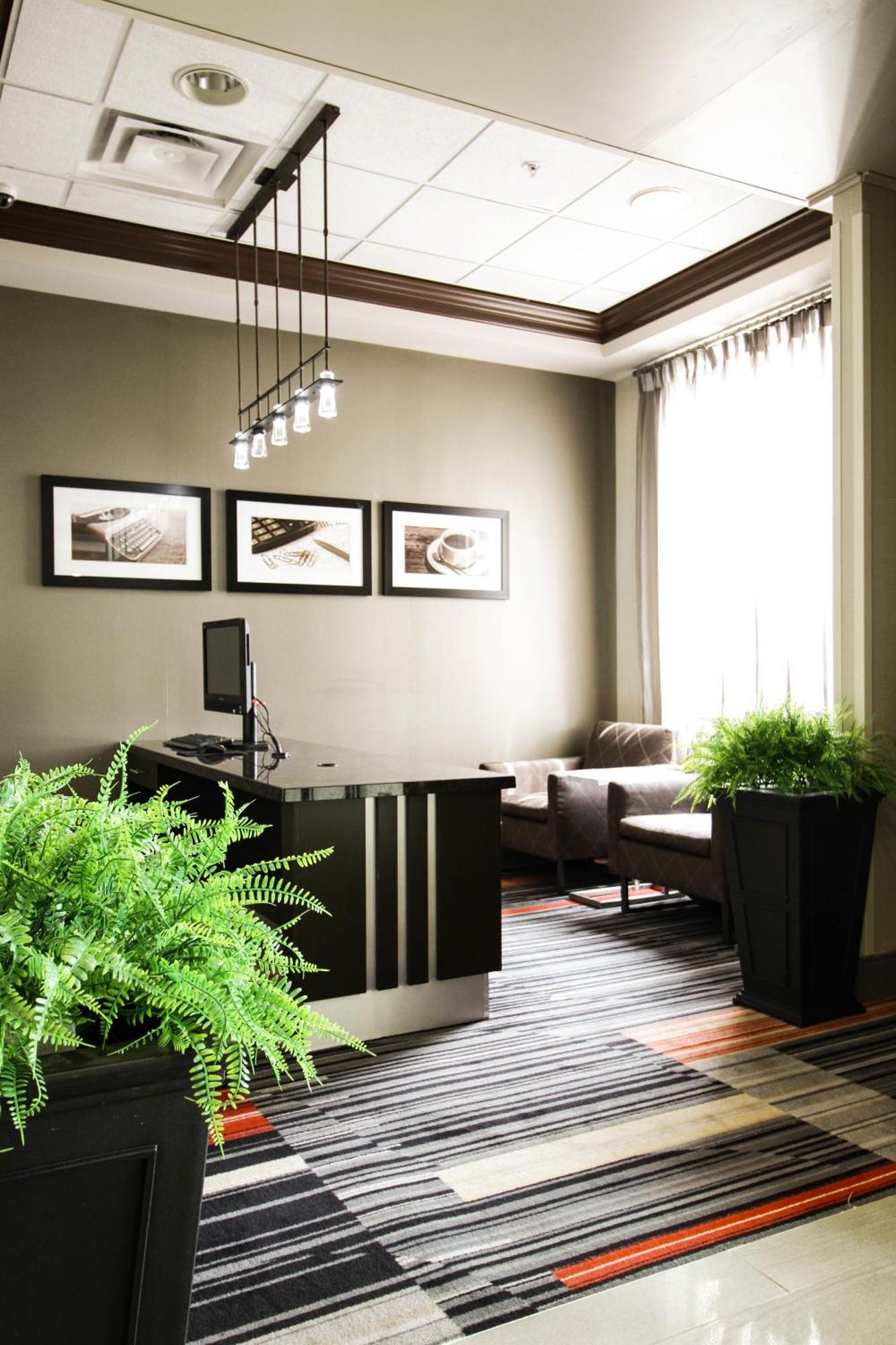 Waterloo Suites Hotel, Trademark Collection By Wyndham Bagian luar foto
